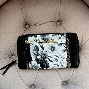 Steve Madden Black and White Floral Women's Bag